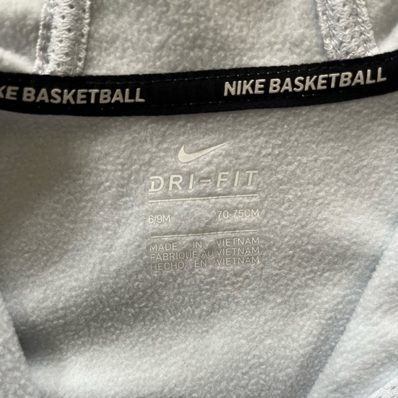 Nike 6/9 month Jacket | Dri-Fit | hooded jacket | Gary camo - Picture 6 of 6